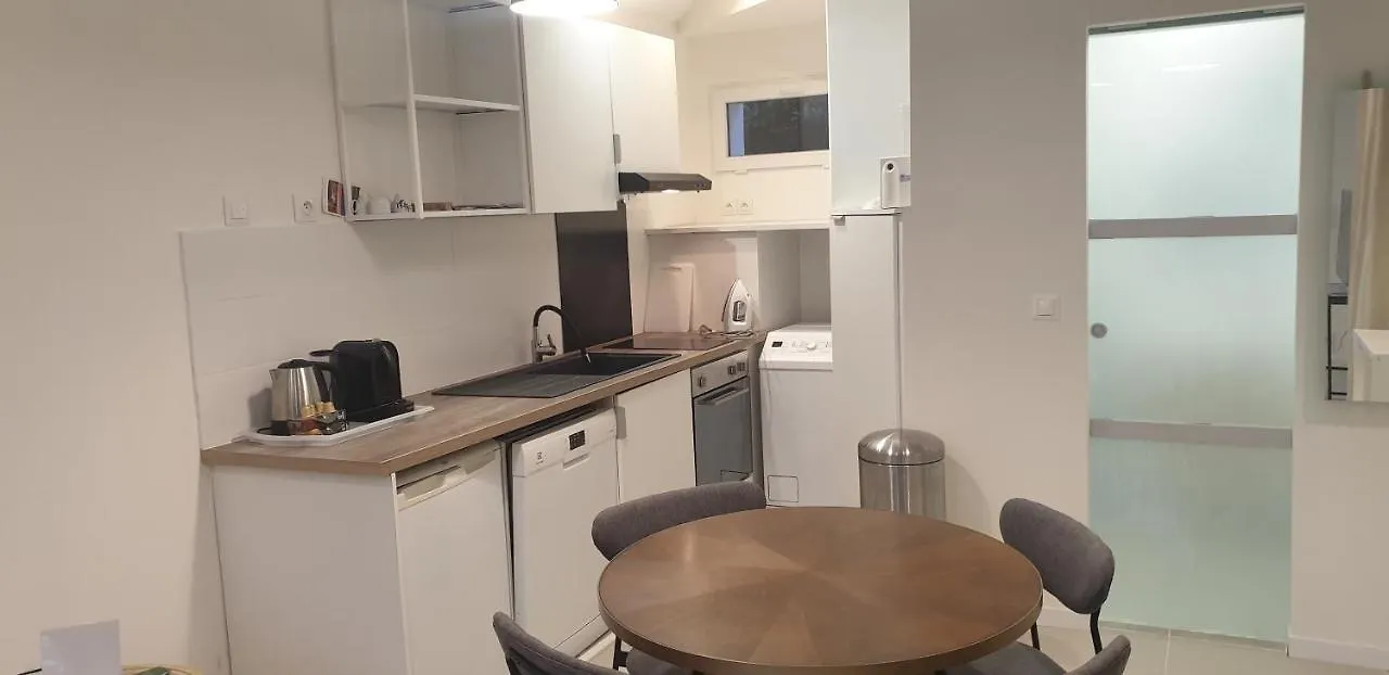 Location Saisonniere Villa Pierrevert